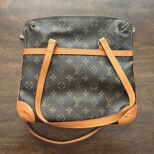 Louis Vuitton Purse